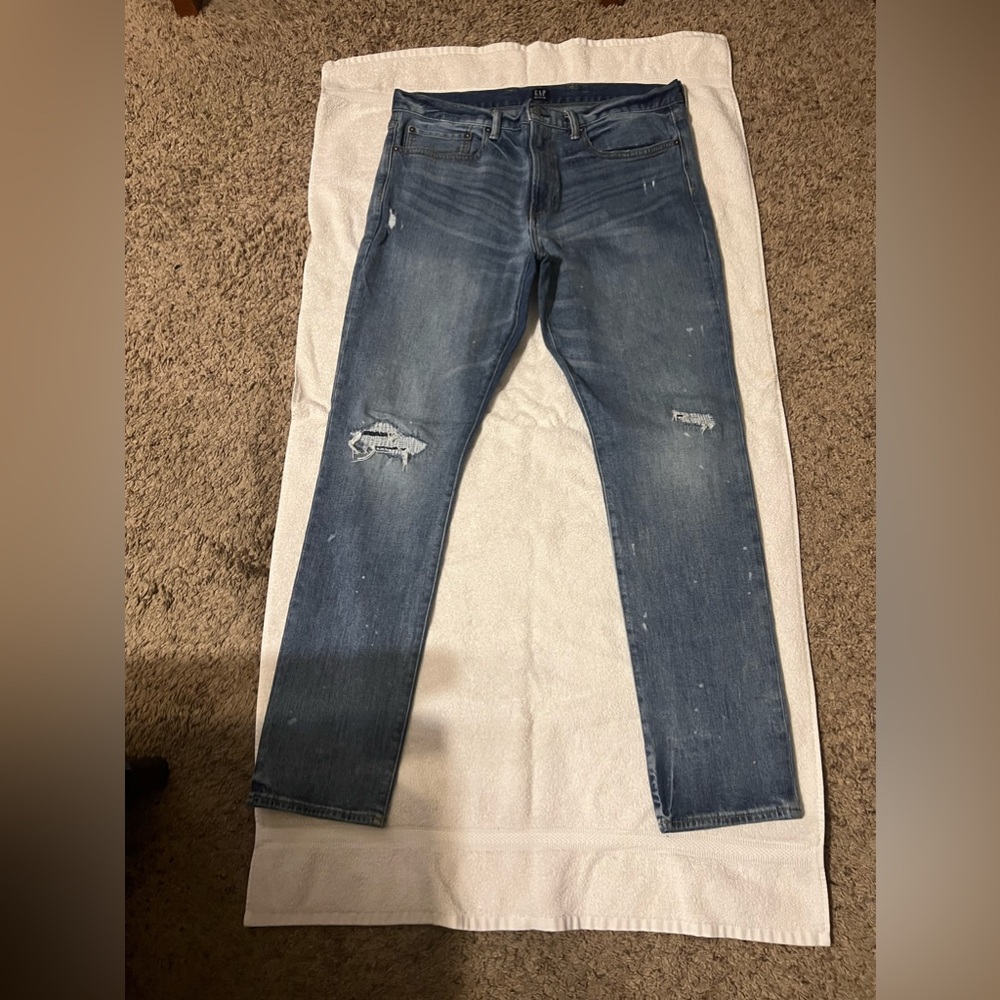 GAP Denim Jeans (36x32 SKINNY CUT) distressed jeans